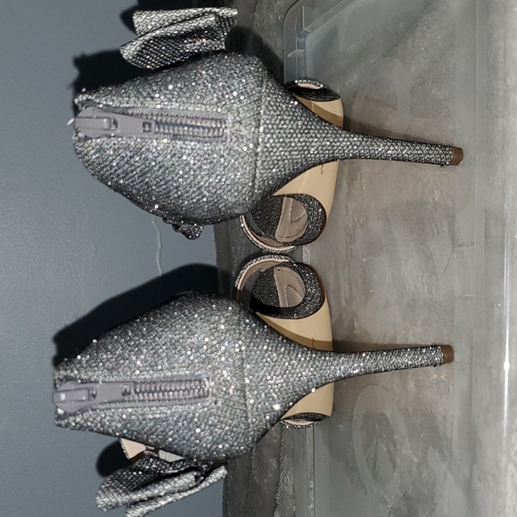 Nina Silver Sparkle Stiletto Size 9 - Picture 3 of 6